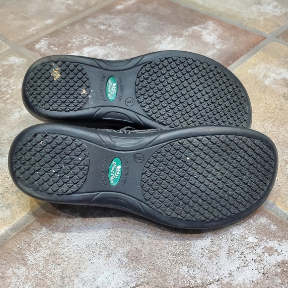 Spring Step Mary Janes - Picture 8 of 8